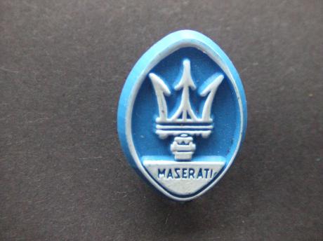 Maserati sportwagen blauw